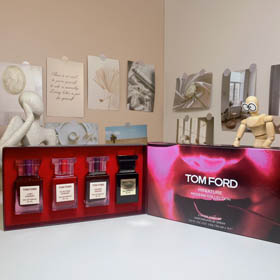 TOMFORD TF Cherry Średnia Próbka Cztery-kawałkowe Perfumy-3183